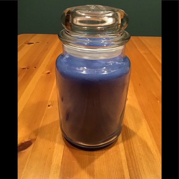 YANKEE CANDLE BAY BREEZE RETIRED LARGE JAR CANDLE - Picture 3 of 6